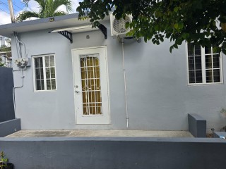 Apartment For Rent in Mona, Kingston / St. Andrew Jamaica | [1]