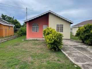 2 bed House For Sale in Old Harbour, St. Catherine, Jamaica