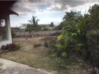 2 bed House For Sale in New Haven, Kingston / St. Andrew, Jamaica