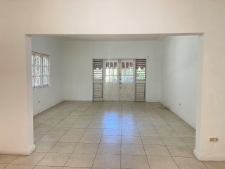 Townhouse For Rent in JACKS HILL, Kingston / St. Andrew Jamaica | [8]