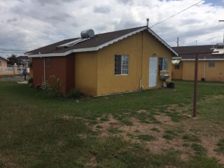 House For Sale in Old Harbour, St. Catherine Jamaica | [1]