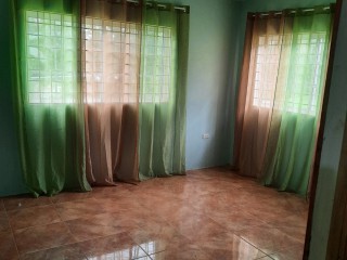 Flat For Rent in Santa Cruz, St. Elizabeth Jamaica | [4]