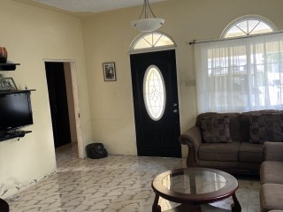 House For Sale in Fairview Park Spanish Town, St. Catherine Jamaica | [14]