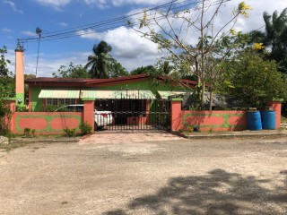 House For Sale in Linstead, St. Catherine Jamaica | [1]