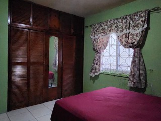 House For Sale in SYDENHAM COTTAGE, St. Catherine Jamaica | [11]