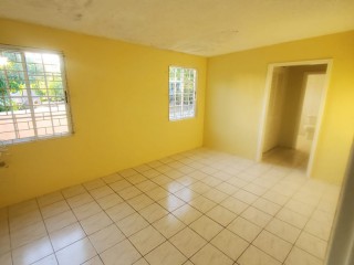 House For Sale in Eltham View, St. Catherine Jamaica | [8]