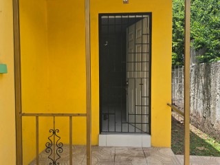 Flat For Rent in Red Hills Gardens, Kingston / St. Andrew Jamaica | [9]