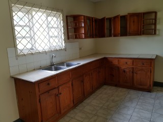 House For Sale in Lake Meadows Linstead, St. Catherine Jamaica | [5]