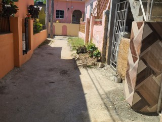 3 bed House For Sale in Caymanas Gardens, St. Catherine, Jamaica