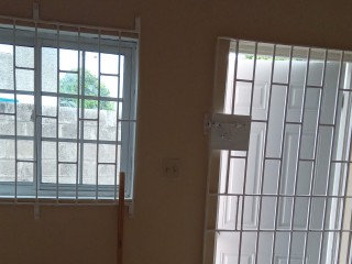 Flat For Rent in Molynes, Kingston / St. Andrew Jamaica | [3]