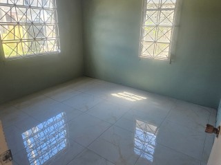 House For Rent in White Water Meadows, St. Catherine Jamaica | [4]