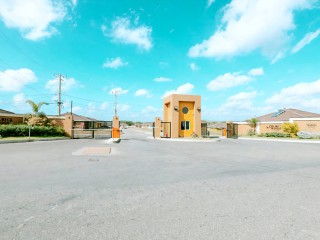 House For Sale in Coldbeck Manor, St. Catherine Jamaica | [5]