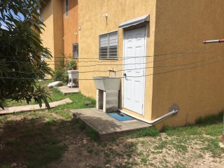 Townhouse For Sale in TWICKENHAM PARK SPANISH TOWN, St. Catherine Jamaica | [2]