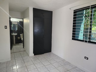 Flat For Rent in Barbican Kingston 8, Kingston / St. Andrew Jamaica | [6]