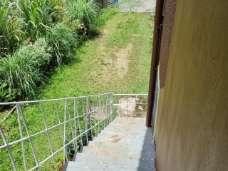 Flat For Rent in Golden Spring, Kingston / St. Andrew Jamaica | [1]