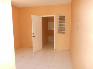 House For Sale in LONGVILLE PARK SCHEME, St. Catherine Jamaica | [4]