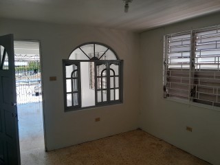 Flat For Rent in Passage Fort  Portmore, St. Catherine Jamaica | [1]