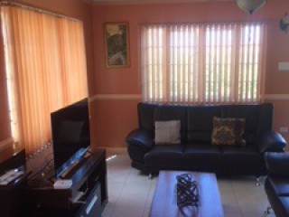 Townhouse For Rent in LONG MOUNTAIN COUNTRY CLUB, Kingston / St. Andrew Jamaica | [7]