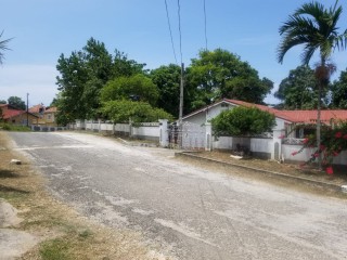 House For Sale in Tower Isle, St. Mary Jamaica | [7]