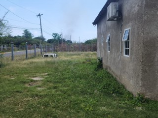 House For Sale in Fairfield Road Coles Pen, St. Catherine Jamaica | [4]