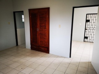 Flat For Rent in Waterloo, Kingston / St. Andrew Jamaica | [1]