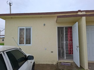 1 bed House For Rent - Catherine Estates, St. Catherine, Jamaica