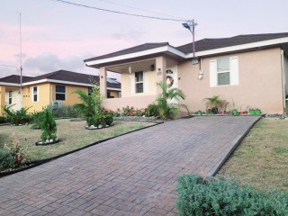 2 bed House For Sale - Coldbeck Manor, St. Catherine, Jamaica