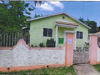 2 bed House For Sale in Bushy Park, St. Catherine, Jamaica