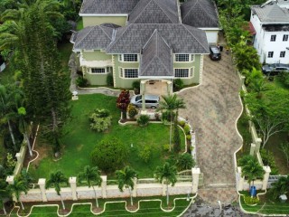 8 bed House For Sale - Godfrey Lands Woodlawn Mandeville, Manchester, Jamaica