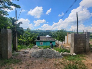 3 bed House For Sale in Golden Spring, Kingston / St. Andrew, Jamaica