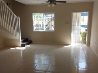 2 bed Townhouse For Rent - Off Mannings Hill Rd, Kingston / St. Andrew, Jamaica