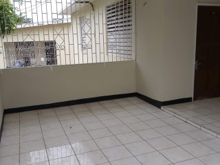 House For Sale in Mona Heights, Kingston / St. Andrew Jamaica | [1]