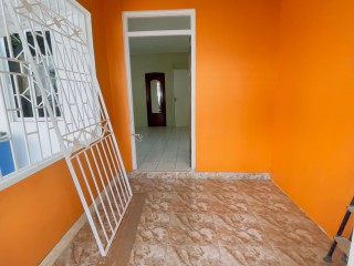 Flat For Rent in Richmond Park, Kingston / St. Andrew Jamaica | [7]