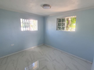 Flat For Rent in Garveymeade, St. Catherine Jamaica | [5]