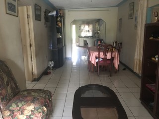 House For Sale in Sydenham Villa, St. Catherine Jamaica | [1]