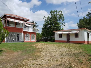 House For Sale in Lake Meadows Linstead, St. Catherine Jamaica | [1]