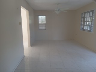 Townhouse For Rent in Dillisbury Meadows, Kingston / St. Andrew Jamaica | [6]