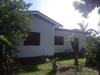 House For Sale in Hampton Green  Spn Twn, St. Catherine Jamaica | [8]