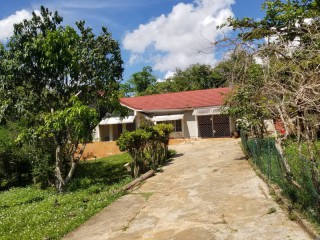 House For Sale in WILLIAMSFIELD, Manchester Jamaica | [2]