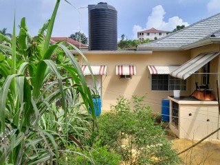 House For Sale in Cedar Grove Estate Mandeville, Manchester Jamaica | [5]