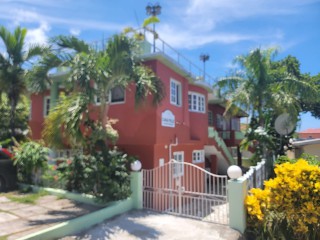 Apartment For Rent in 4 minutes from Ian  Fleming International Airport, St. Mary Jamaica | [13]