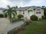 House For Sale in Beadles Blvd Santa Cruz, St. Elizabeth Jamaica | [14]