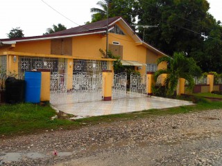 House For Sale in Spanish Town, St. Catherine Jamaica | [14]