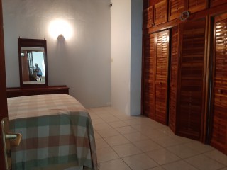 Flat For Rent in kingston 6, Kingston / St. Andrew Jamaica | [6]