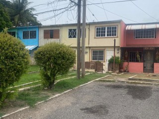 2 bed House For Sale in Spanish Town, St. Catherine, Jamaica