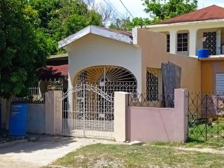 4 bed House For Sale in Greater Portmore, St. Catherine, Jamaica