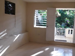 Flat For Rent in Ocho Rios, St. Ann Jamaica | [2]