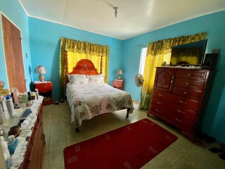 House For Sale in Highgate, St. Mary Jamaica | [1]