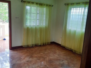 Flat For Rent in Santa Cruz, St. Elizabeth Jamaica | [2]