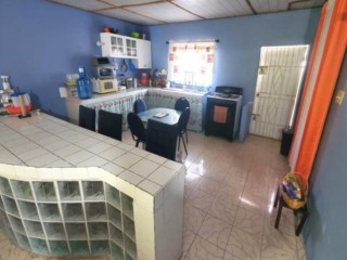 3 bed House For Sale in LAURISTON, St. Catherine, Jamaica